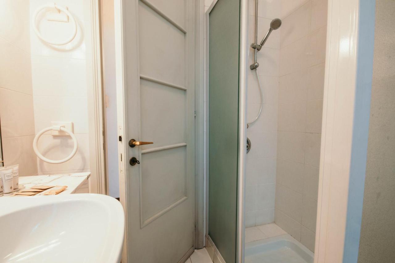 Library Apartment - Villa Candela Stresa Luaran gambar